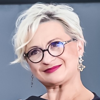 /cdn/goscie/elzbieta_grzelak_kostulska.jpg